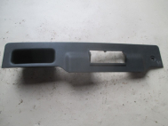 Накладка крышки багажника внутренняя 13154465 332004790 24464190 2346163 Опель Astra H ХБ, - БУ