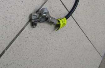 Клемма АКБ аккумулятора Шевроле Авео Т300 95031575 с проводом, - БУ