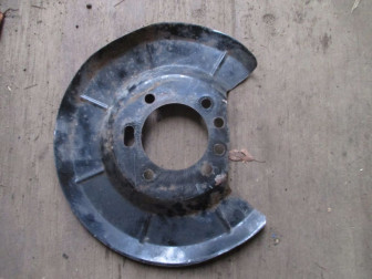 Щиток тормоза заднего Форд Фокус 2 левый 1223684, 1233491, 3M512K317AC Volvo Mazda, - БУ