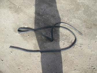 Уплотнитель двери передней правой 1495864, 1444434 Форд Фокус 2, - БУ