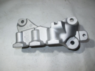 Кронштейн опоры двигателя правой 95325758 96852493 96852492 Шевроле Авео Т300 на 1,6-1,8 литра - GM