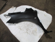 Крыло Шевроле Авео Т300 переднее правое 95024532 -с отверстием под повторитель - YSH