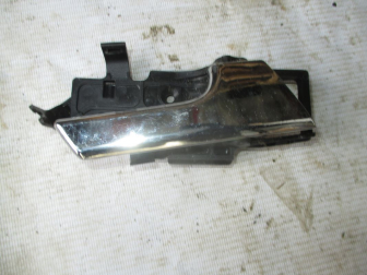 Ручка двери внутренняя левая передняя и задняя 96462708 SWT200403 Шевроле Авео Т255-250 - Хром - БУ