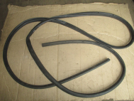 Уплотнитель двери передней левой 1495865 Форд Фокус 2 FR- L, - БУ