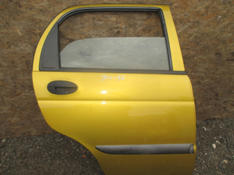 Дверь задняя правая Дэу Матиз 96562538 с молдингом -Золотистая - в сборе DM36 - БУ