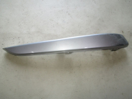 Молдинг бампера переднего правый 1400768 13121996 Опель Астра H - Серебро - потертость краски - БУ