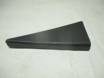 Накладка двери задней правой внутренняя 96662468 96630815 Опель Антара Шевроле Каптива треугол - БУ