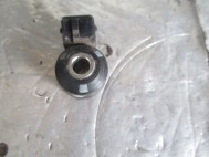 Датчик детонации 22060ZV00A, 22060AU010 Ниссан Ноут, Тиида 1,6 литра HR16DE - БУ