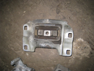 Подушка двигателя левая Форд Фокус 2, 1224123 3M517M121AE 1798908 AV617M121BC, - БУ