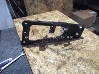 Кронштейн коллектора впускного 96493817 25182230 Шевроле Авео Т200 с F14D3, 1,4 литра, - БУ