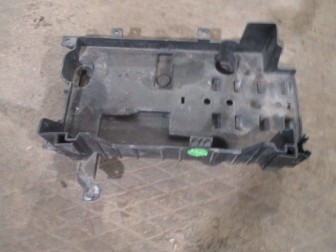 Площадка под АКБ Шевроле Авео Т300 Кобальт 95933269 95433477 95418181 Опель Мокко - БУ