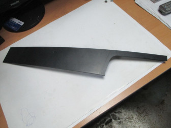 Накладка двери передняя правая наружняя 95479769 на стойку Шевроле Орландо, - БУ