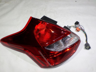 Фонарь левый 1719709, 1708836, 1752205 42119310 Форд Фокус 3 Хэтчбек c 2011 года, -  Atek