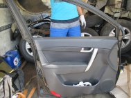 Молдинг стекла двери передней левой внутренний 96630770 Шевроле Каптива, - БУ