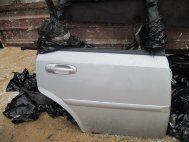 Дверь задняя правая Шевроле Лачетти Универсал 96547916, - БУ Серебро дефект