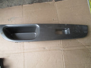 Накладка блока управления стеклоподъемником задней левой двери 82961EM31A Ниссан Тиида С11, - БУ