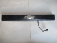 Накладка крышки багажника 96404370 96404952 Шевроле Авео Т200 и 255 Хэтчбек знак КРЕСТ - Черная - БУ