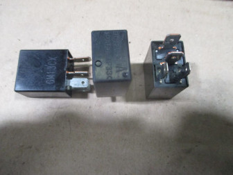 Реле 96484304 Черное 35 Ам 4808154 4 контакта Шевроле Авео Т300 Каптива Спарк М300 - БУ