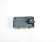 Кнопка стеклоподъемника 13305370 DC 211389 передней правой двери Шевроле Круз на 1 кнопку - 6pin- БУ