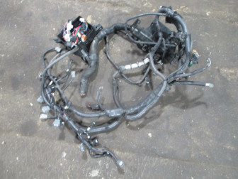 Проводка двигателя 240111KA0A Ниссан Жук 1,6 литра HR16DE с МКПП - БУ