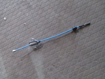 Трос ручного тормоза 1751871 центральный AP312853AB ФордФиеста с 2012г - Барабанный тормоз, -  БУ