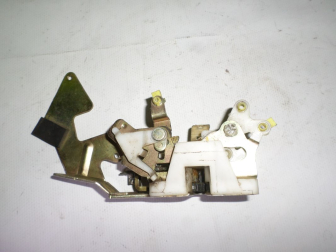 Замок двери задней правой Дэу Матиз 96527759 с центральным замком, - БУ