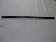 Уплотнитель стекла двери задней левой внутренний AXT9AC3461 CV6Z5821456A Форд Фокус 3, - БУ