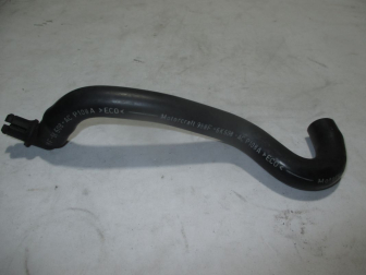 Шланг вентиляции картерных газов 1072325 988F6K608AC Форд Фокус 1 на 1,8 литра 16V, - БУ