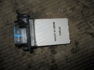 Резистор вентилятора отопителя Шевроле Авео Т300 Кобальт - 95018066, 52429971,, - БУ