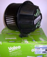 Мотор печки отопителя 6001547487 715058 Рено Логан, Дастер, Лада Ларгус с кондиционером, - Valeo
