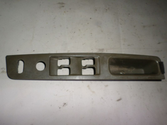 Накладка кнопок управления двери передней правой 96615372 612W21710 Шевроле Лачетти на 6 кнопок - БУ