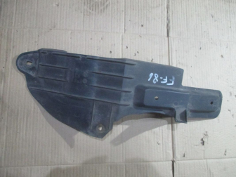 Защита генератора 1320139 3M516775AF Форд Фокус 2 2005-2008 правая, - БУ