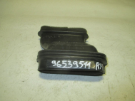 Соединитель воздуховода правый приборной панели 96539511 Шевроле Авео Т250, - БУ