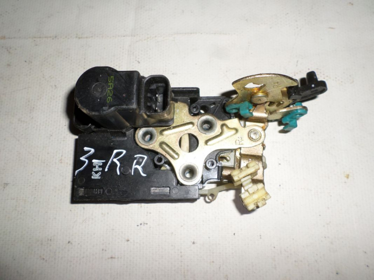 Замок двери задней правой 96260996 96435468 Шевроле Авео Т200 Лачетти ...