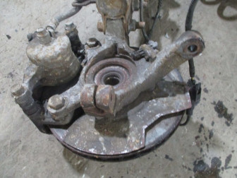 Кулак Шевроле Спарк М300 правый 96682473,94555797, 95352713 со ступицей 95492092, - БУ