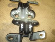 Петля двери 95493873 T3A047587 задней левой Шевроле Авео Т300 Седан и Хэтчбек, - БУ