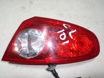 Фонарь задний Шевроле Лачетти Хэтчбек правый внешний 96387725 DHI201193R - CL-101 - ДЕФЕКТ скол - БУ