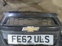 Решетка радиатора Шевроле Авео Т300 верхняя 95215845 Седан, Хэтчбек без хрома, - БУ 