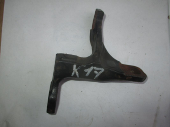 Кронштейн впускного коллектора LR006682 0668 Ленд Ровер Фрилендер 2 2,2 литра с 2007 по 2014г, - БУ