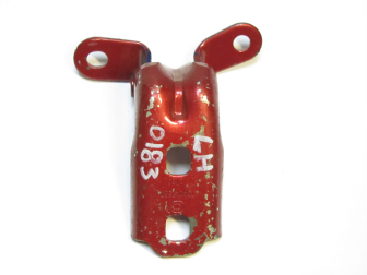 Петля двери передней левой верхняя 95212767 0183 Chevrolet Aveo T300 Седан и Хэтчбек - Вишневая - БУ