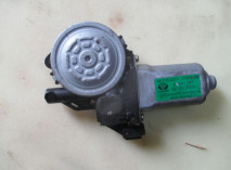 Мотор стеклоподъемника двери передней левой 96541737, 96879739 F-LH Шевроле Авео Т200 - БУ 