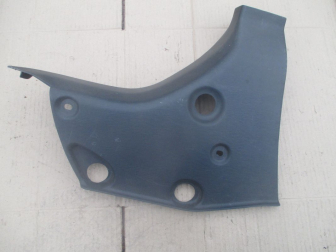 Облицовка багажника правая на фонарь 98ABF13024BDW 98ABF13024AFW Форд Фокус 1 Седан, - БУ