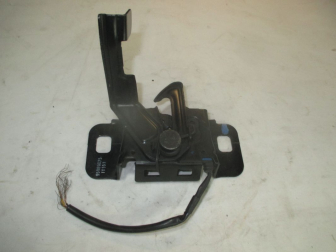 Замок капота 95989875 защелка Шевроле Орландо - БЕЗ концевика - от ПРАВОРУКОГО авто, - БУ