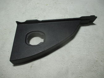 Накладка торпеды боковая правая LR007247 LR032379 VP6H5XA04480ACW Ленд Ровер Фрилендер 2, - БУ