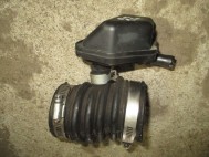 Гофра воздушного фильтра 165549KA0B Ниссан Ноут Микра Верса 1,6 литра HR16DE - БУ