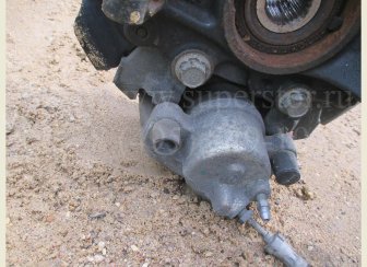 Суппорт передний левый 1682876 1755032 1223616 1459585 Форд Фокус 2 и 3 Мазда 3 и 5 Volvo S40- БУ-2