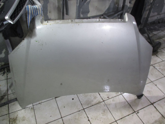 Капот Шевроле Авео Т250 Седан с 2006 года 96649257, 96888431 95164302 - БУ Серебро дефект