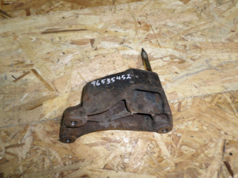 Кронштейн двигателя левый 96535452 Шевроле Авео опоры левой с МКПП D104 - БУ