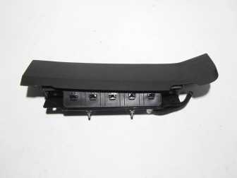 Подушка безопасности пассажирская нижняя подколенная 95483077 95910049 Chevrolet Cruze - S67 - БУ