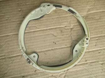 Кронштейн динамика BM5118K849AE 1747377 переднего правого Форд Фокус 3, - БУ